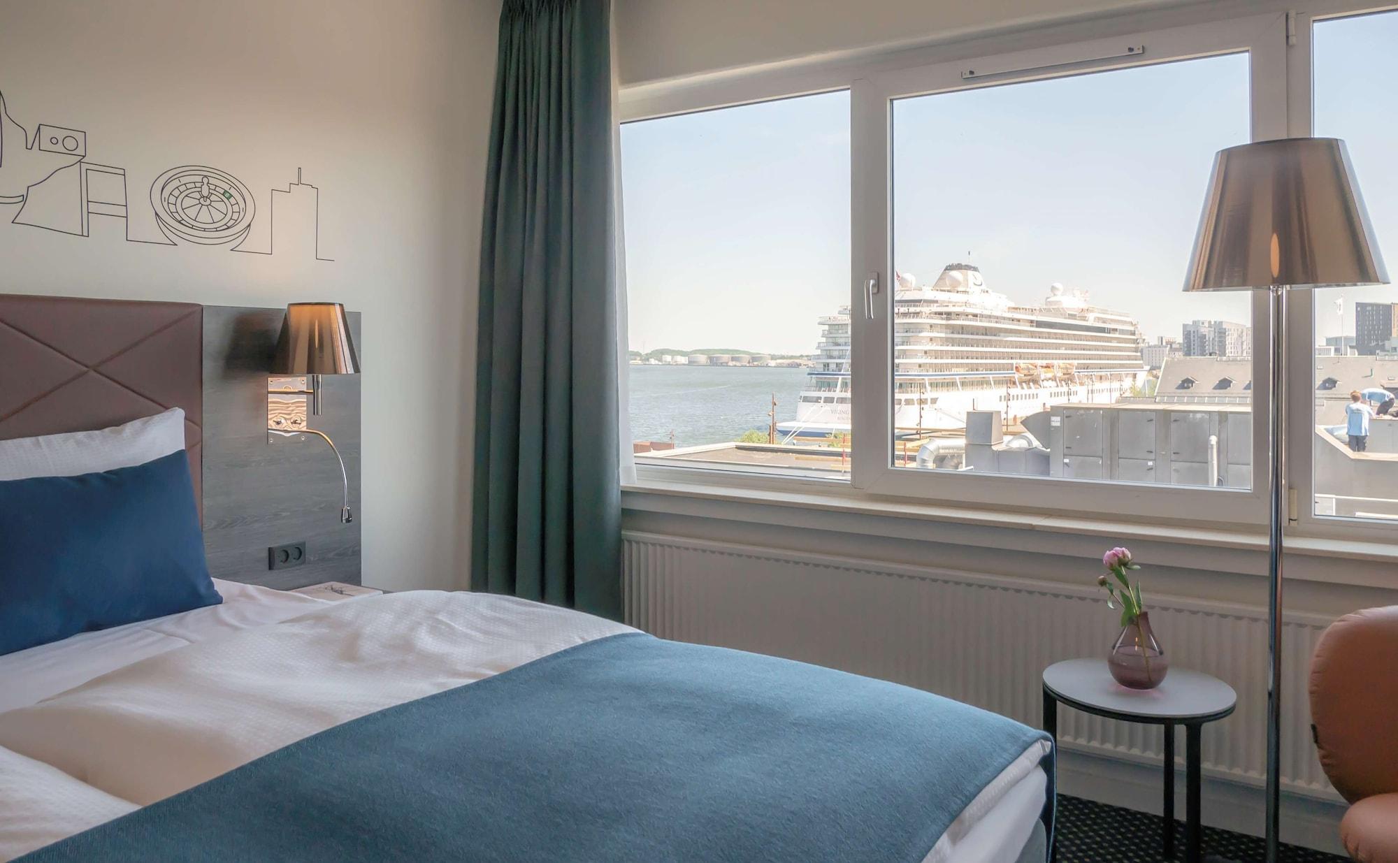 Radisson Blu Limfjord Hotel, 4* Aalborg